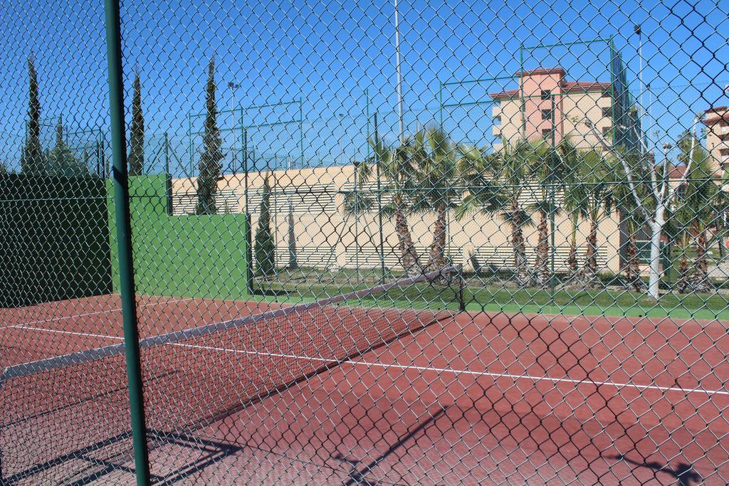 Los Juncos De Pineda Park Salou Eksteriør billede